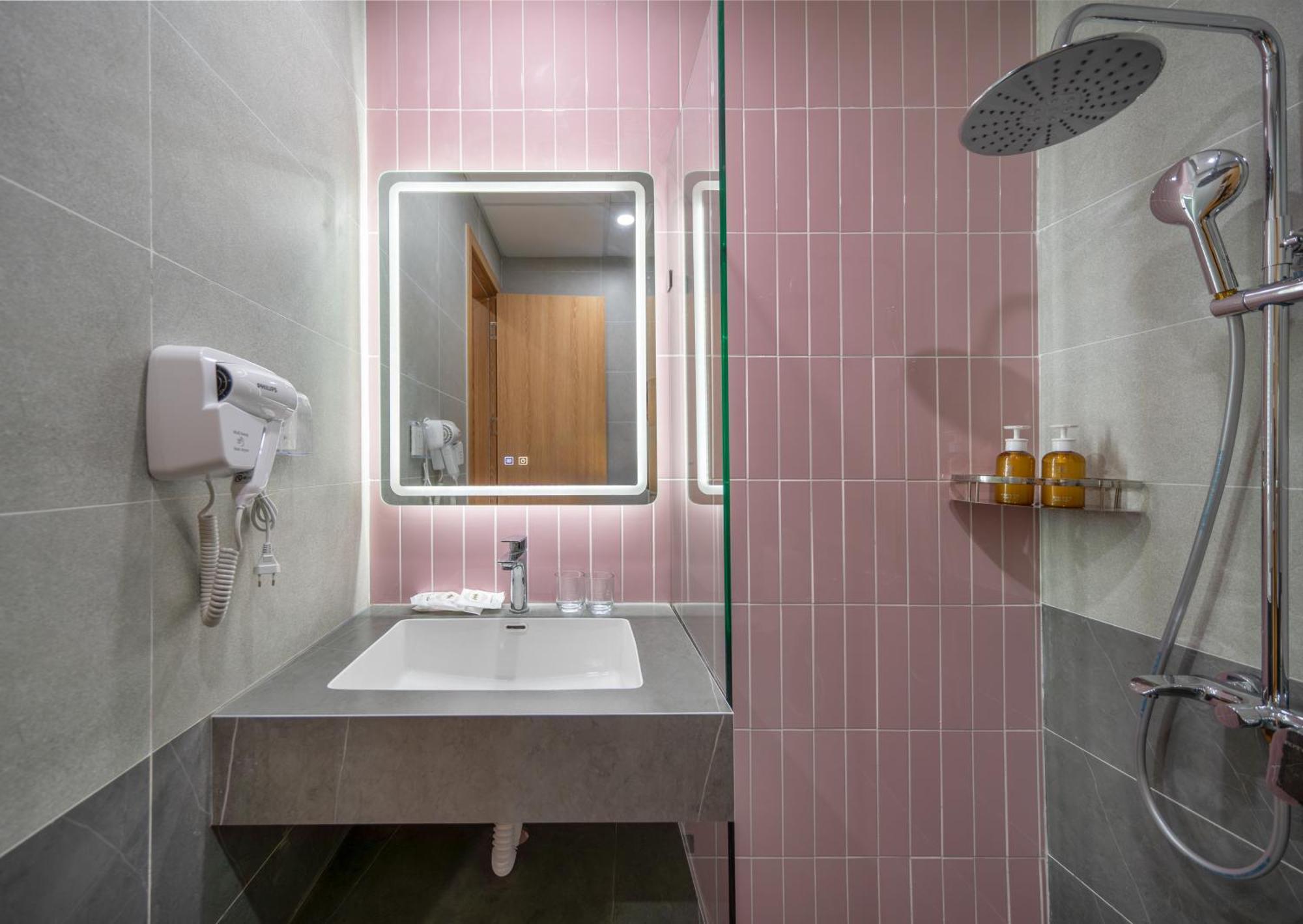 Moonlit Serviced Apartment Hanoi Eksteriør bilde